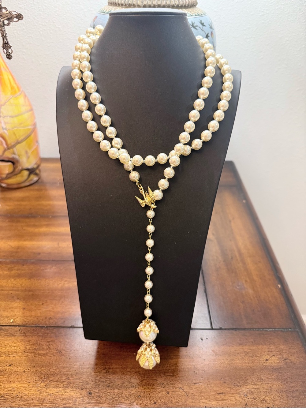 LARGE Gold-Accented Cream Pearl Lariat Necklace with Drop Pendant
